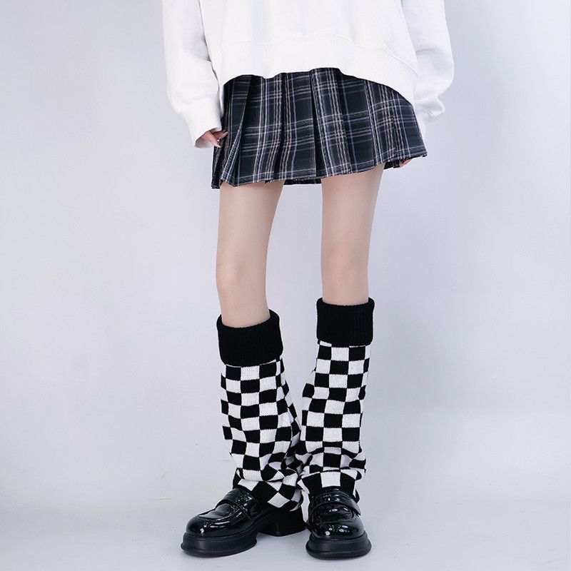 Penghangat Kaki Kotak-kotak Hi - Boot Sock Slouchy ulasan dan harga