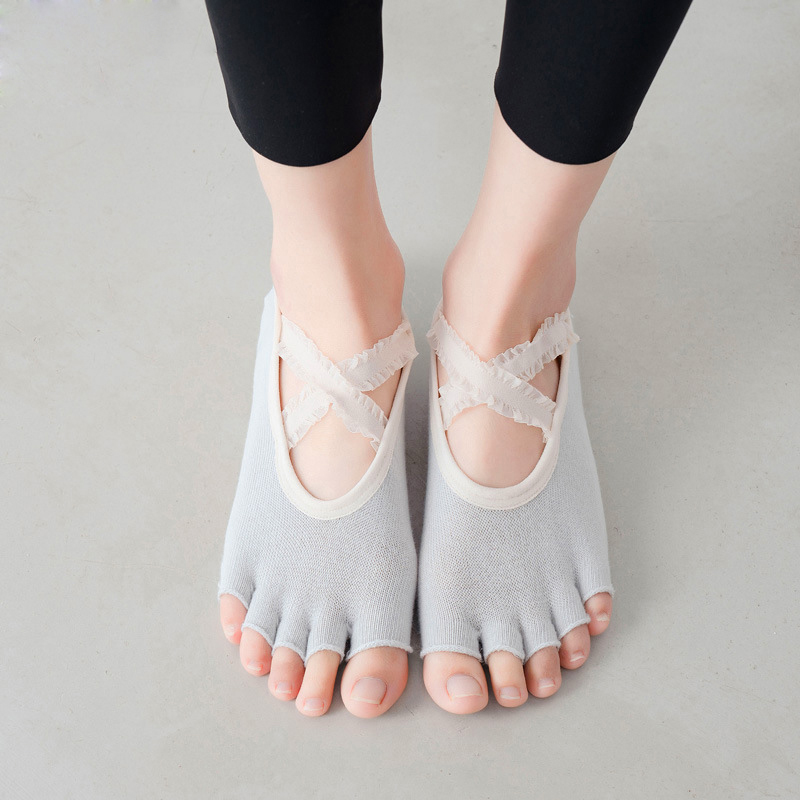 Kaus Kaki Yoga Lima Jari Balut - Grip Sock Yoga ulasan dan harga