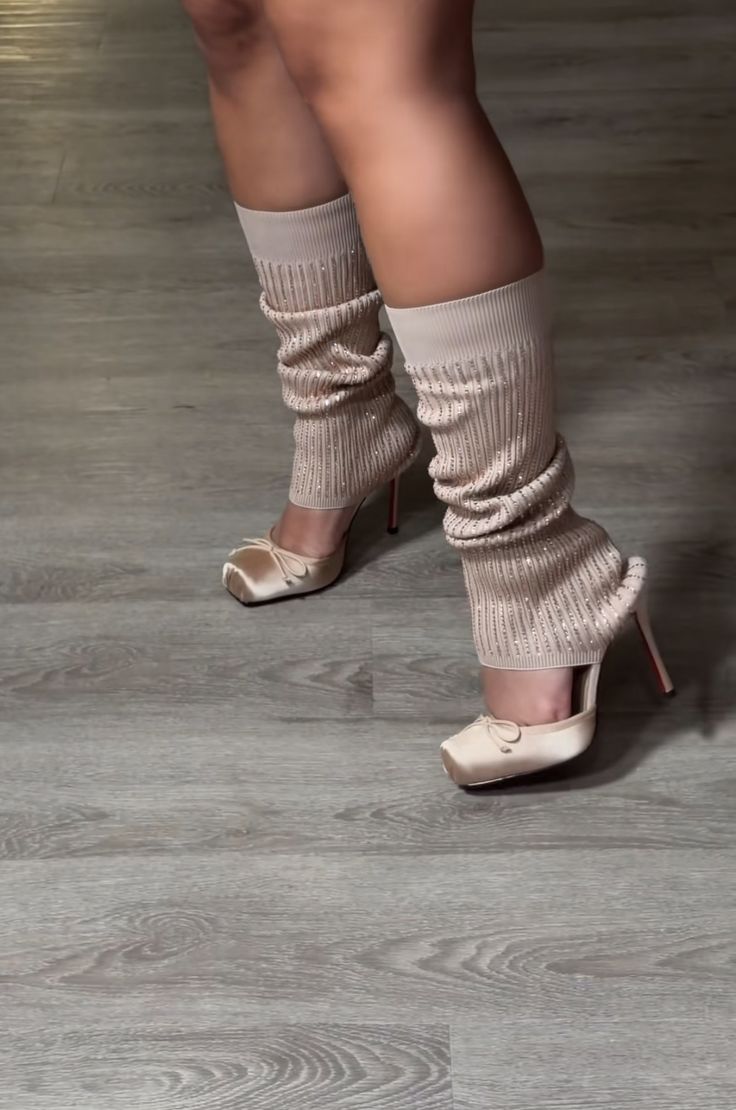 Butterfly-Kont Square Toe Sepa - Knee High Sock Women ulasan dan harga